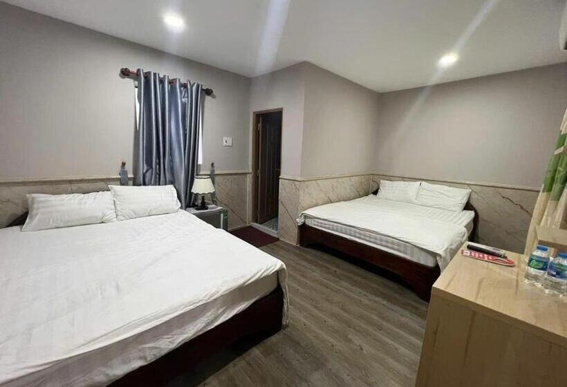 اتاق لوکس با بالکن, Côn đảo Xanh