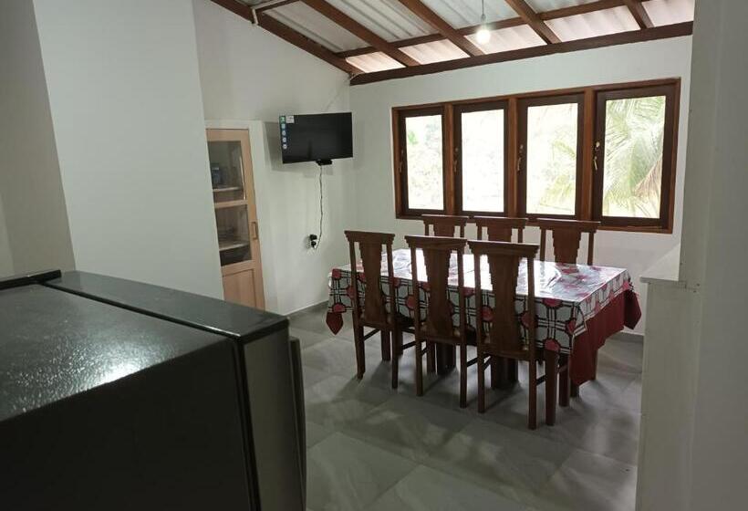 Номер Стандарт с Балконом, Per Villa