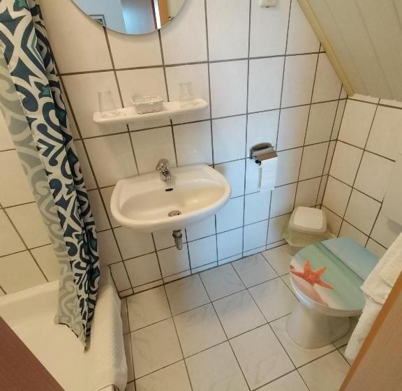 Номер Стандарт, Gasthof Zu Den Linden 61225