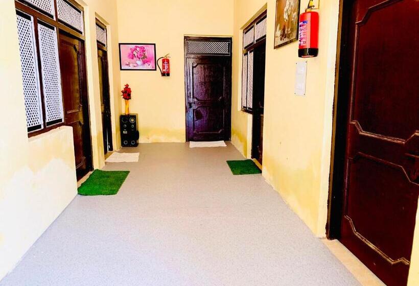 三人经典房间, Oyo Unique Guest House