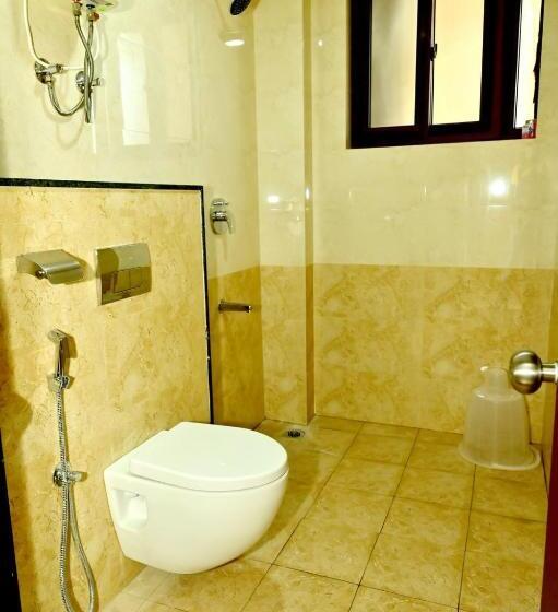 Президентский Люкс, Downtown Pr Groups Raashi Residency