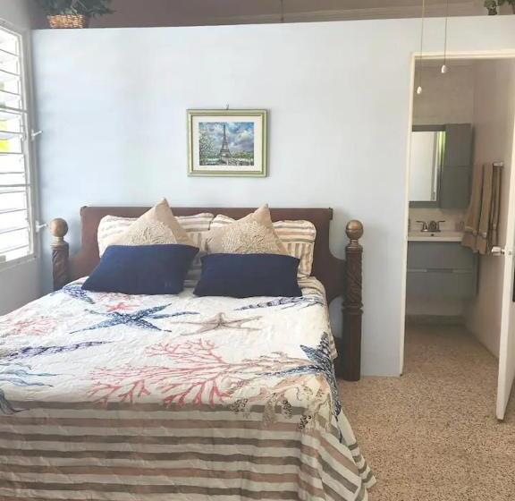 اتاق استاندارد با چشم‌انداز کوهستان, Beautiful House With Gazeebo Close To Beach