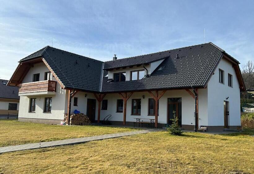Студия Deluxe, Penzion Krumlovské Rozcestí