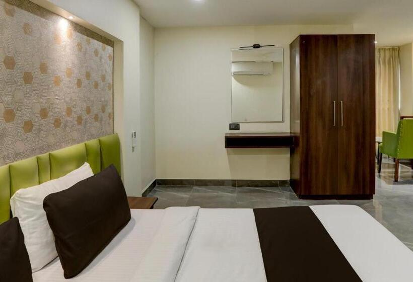 标准间, Collection O Hotel Meena Residency
