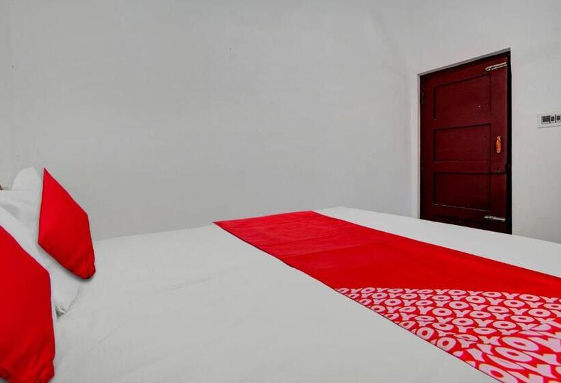Трехместный Номер Классика, Oyo Jk Homes