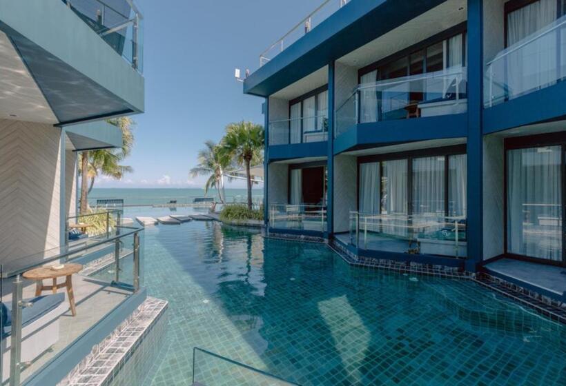 Camera Deluxe, Tide Phuket Beach Front
