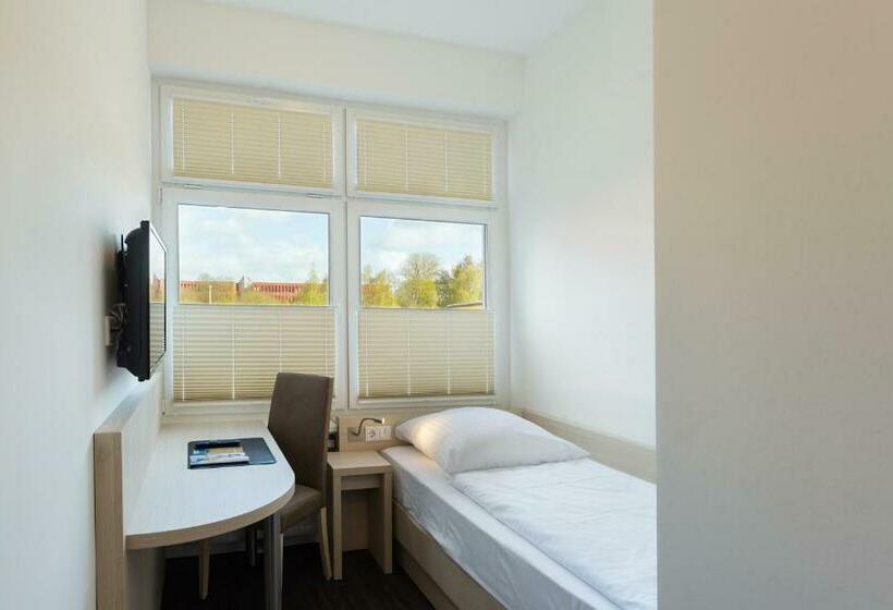 חדר יחיד בסיסי, Viva Hotel Lübeck