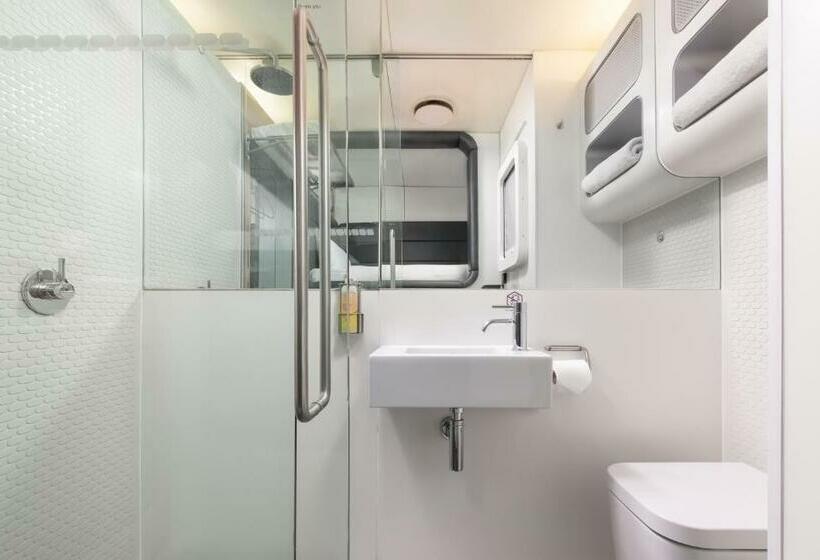 标准单人间, Yotelair London Gatwick Airport