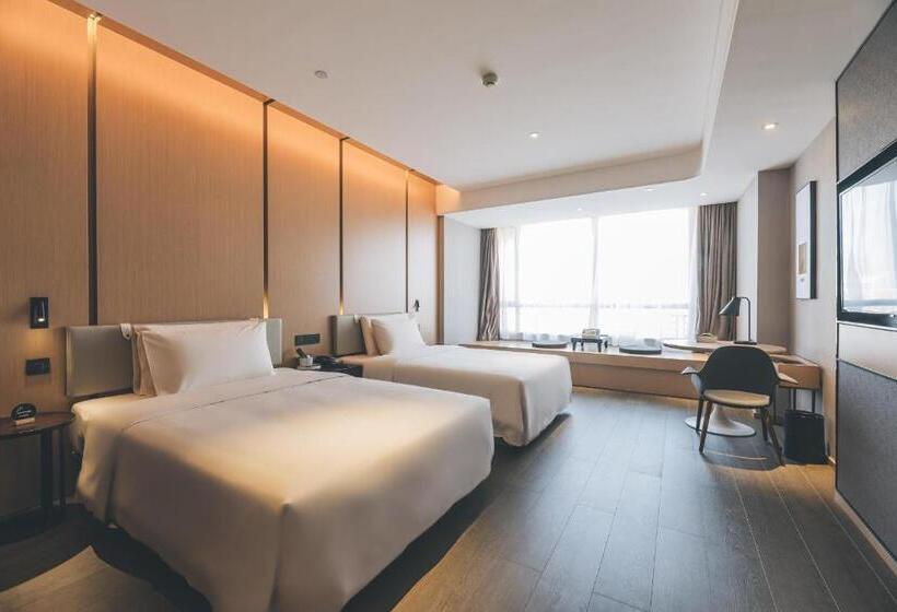 Номер Стандарт, Atour Hotel Zhanjiang Renmin Avenue Dingsheng Plaza