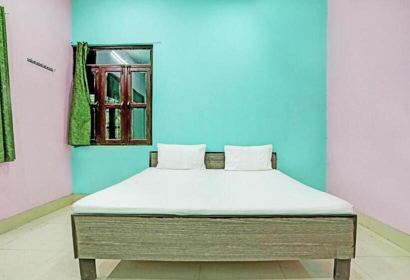 Номер Стандарт, Oyo V K Guest House