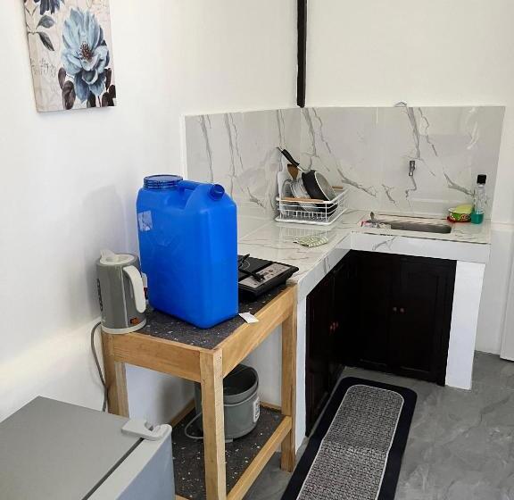 Deluxe Kamer, Trisha Guesthouse