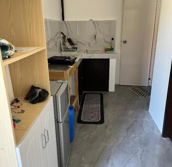 اتاق لوکس, Trisha Guesthouse