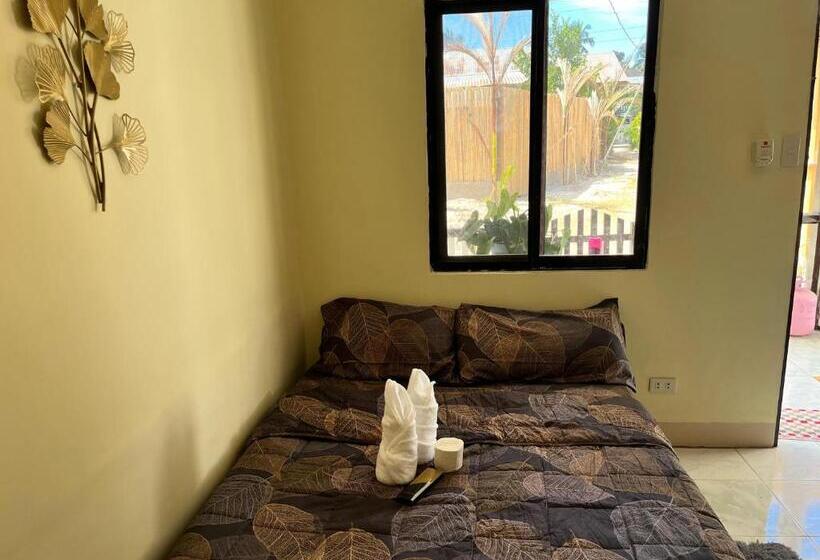 اتاق سوپریور, Trisha Guesthouse