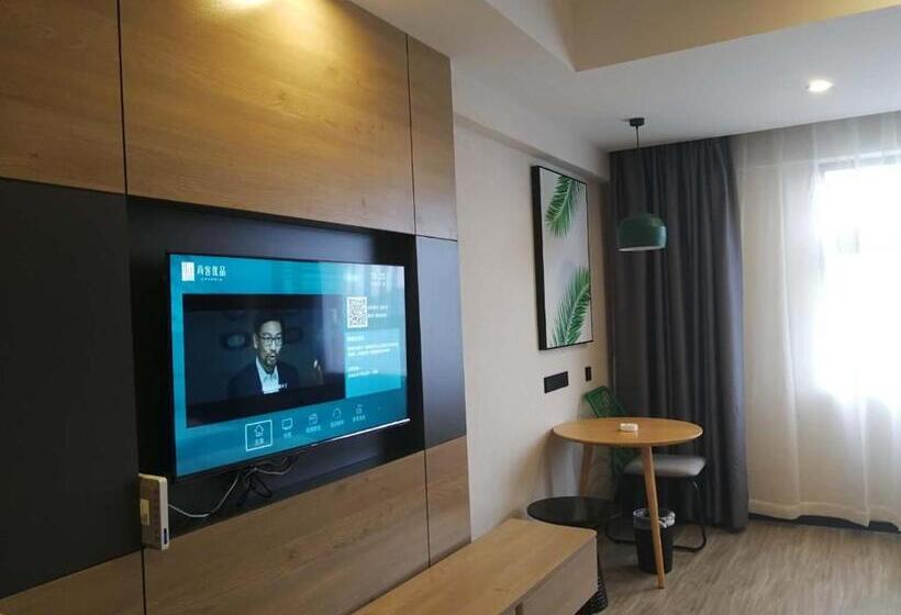 Номер Superior, Thank Inn Chain Hotel Yongzhou Dao County Binhe Road