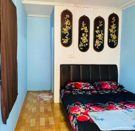 کلبه ییلاقی, Ella S Place Salang Tioman