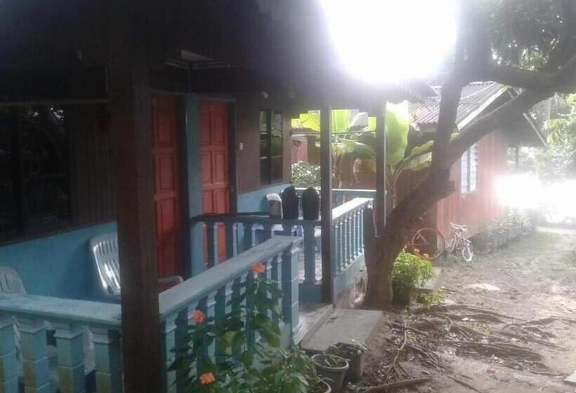 اتاق استاندارد, Ella S Place Salang Tioman