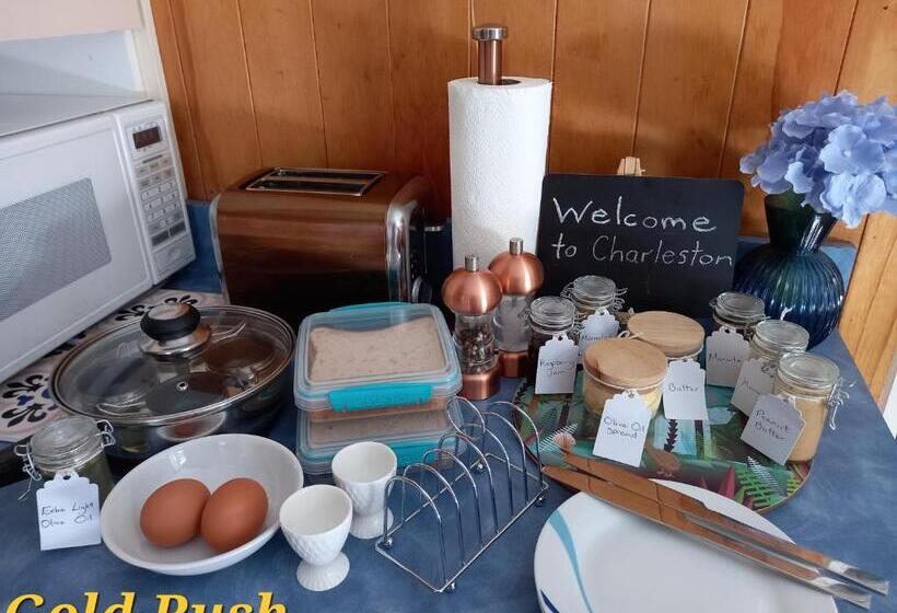 스탠다드 룸 바다 전망, Charleston Goldfields Accommodation