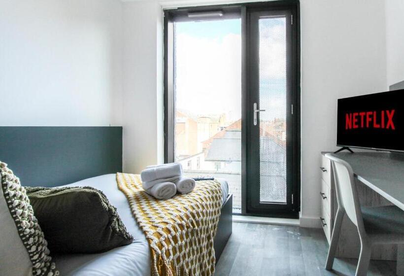 اتاق استاندارد, The Nest Le1