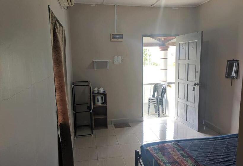 Номер Стандарт, Mersing Chalet Teluk Sisek