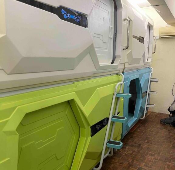 Номер Стандарт Индивидуальный, Pelangi Capsule Hostel