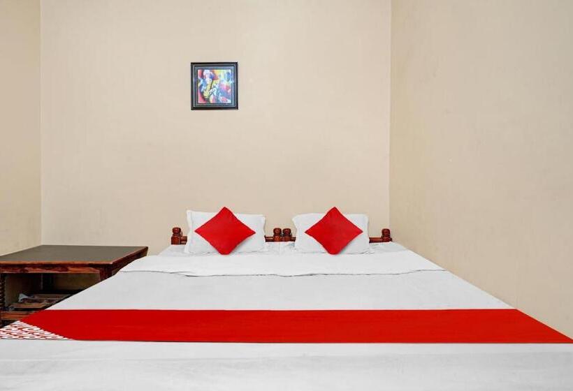 Трехместный Номер Классика, Om Residency