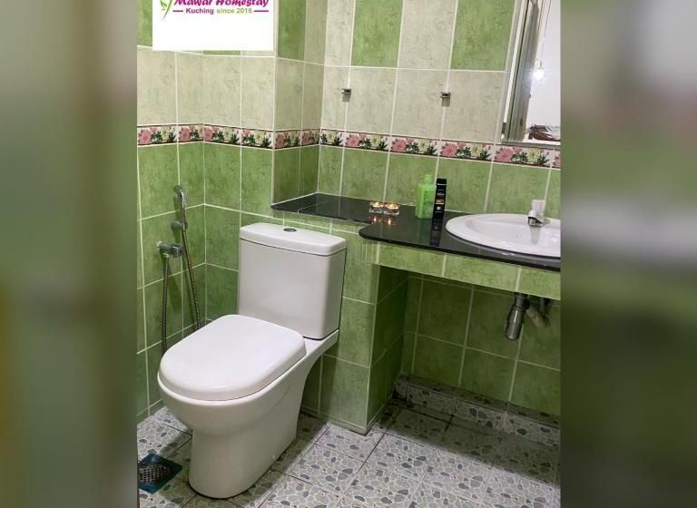 Дом 1 Спальня, Mawar Homestay Kuching