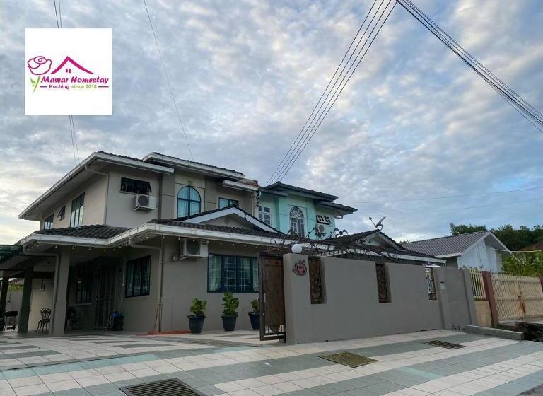 Дом 1 Спальня, Mawar Homestay Kuching