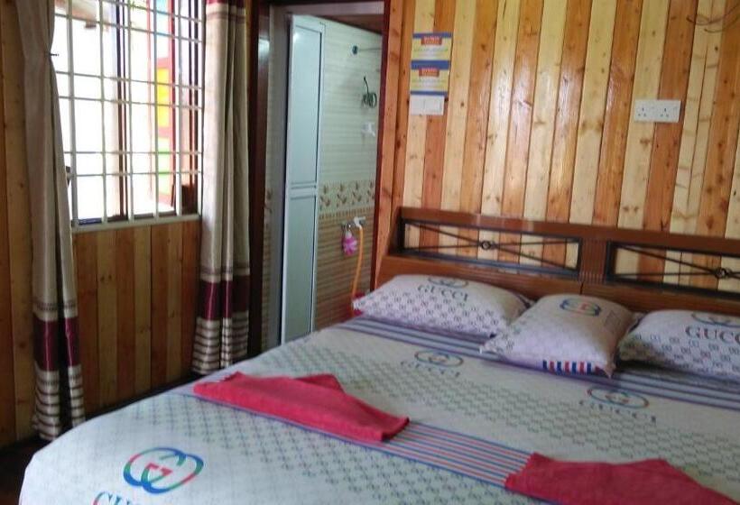 Стандартный Номер Кровать Кинг, Chalet Kb Wakaf Kayu