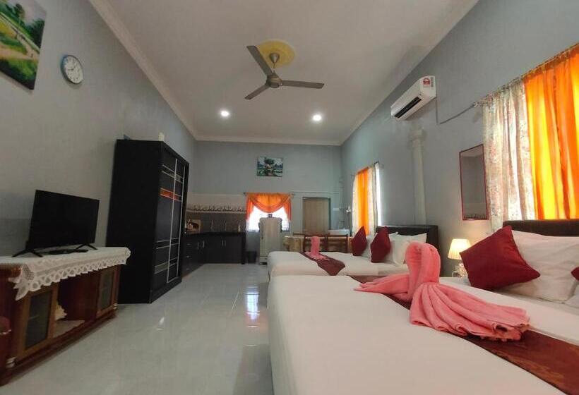 Семейный Номер, Ku S Roomstay
