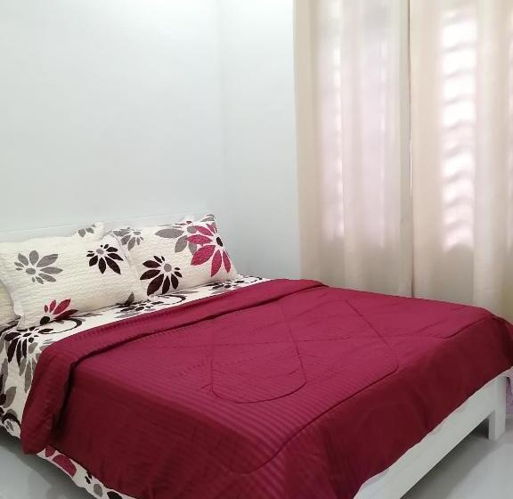 Дом 3 Спальни, Simple Home By Aimie Fully Aircond