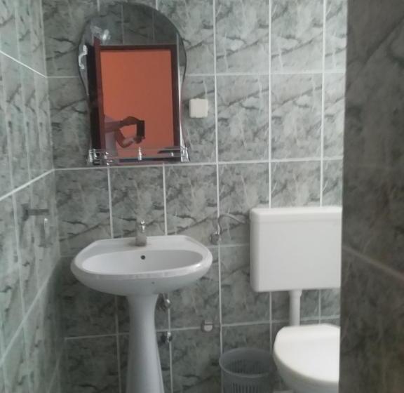 اتاق استاندارد چهار تخته, Guest House Green Garden
