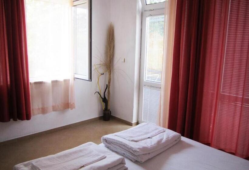 اتاق استاندارد, Guesthouse Kolevi