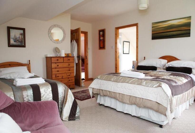 Quarto superior vista jardim, Newlands Lodge