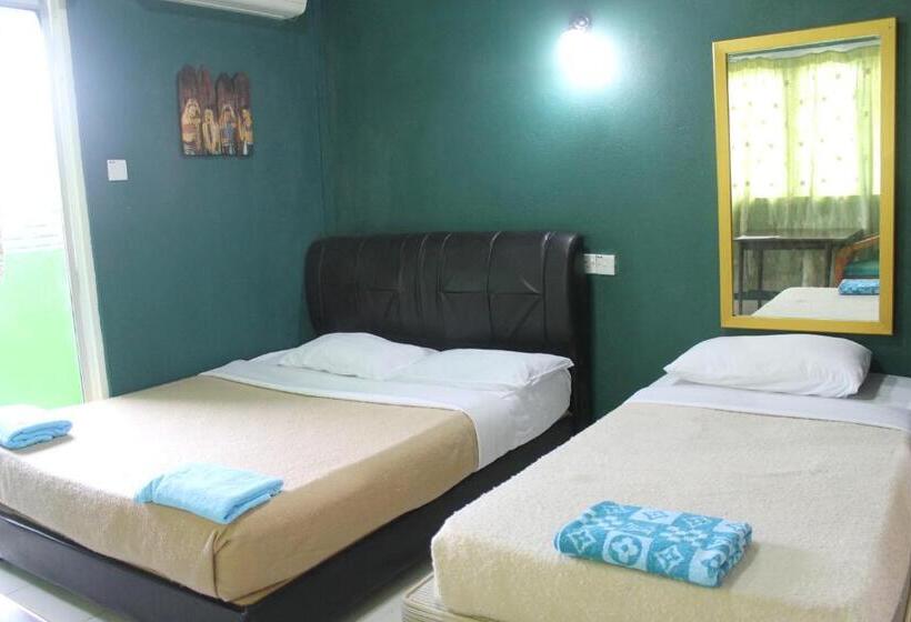 اتاق کلاسیک خانوادگی, Vila Thai