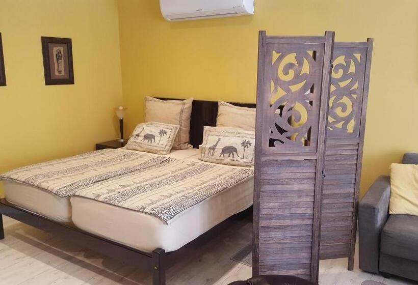 آپارتمان 1 خوابه با تراس, Constantia Cottages