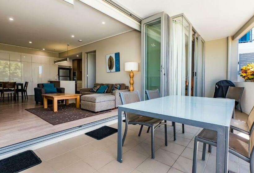 Апартаменты 2 Спальни с Бассейном, White Shells Luxury Apartments