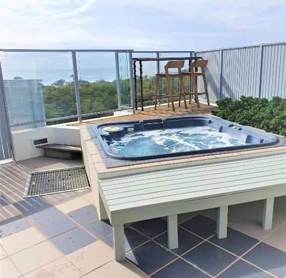 带1个卧室的顶楼公寓, White Shells Luxury Apartments