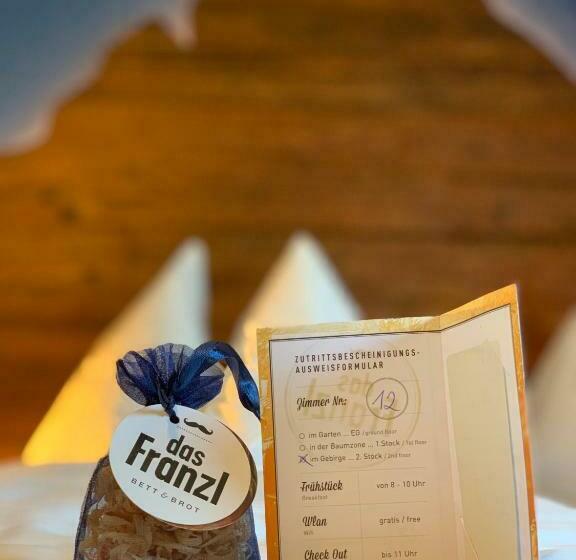 غرفة قياسية مزوَّدة بشُرفة, Das Franzl   Bett & Brot