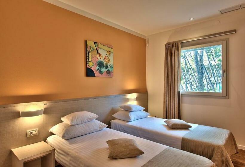 ویلا سوپریور 2 خوابه, Crvena Luka Resort
