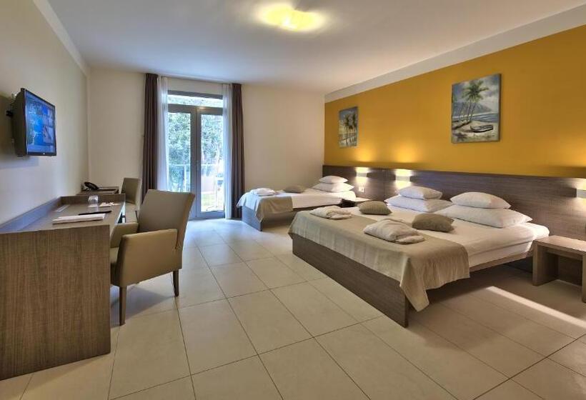 Familie Værelse, Crvena Luka Resort