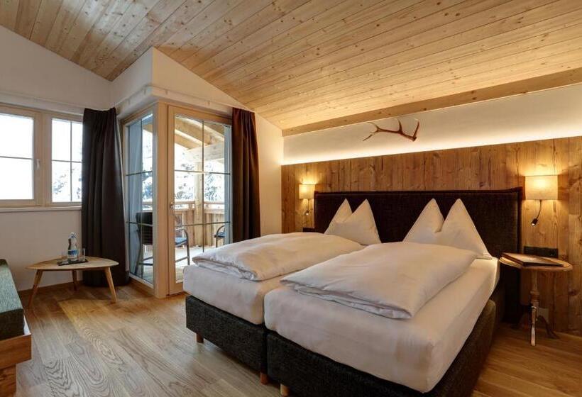 Трехместный Номер Стандарт с Балконом, Kösslerhof