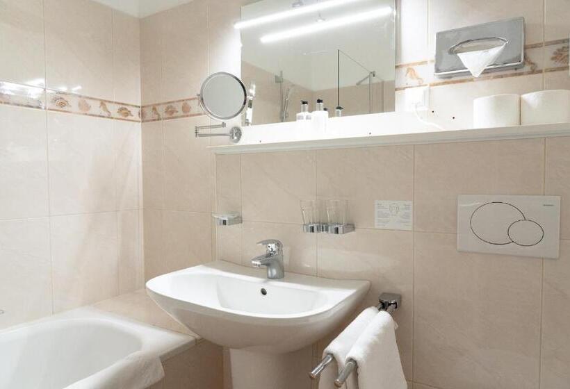 스탠다드 룸, Inselhotel Faakersee