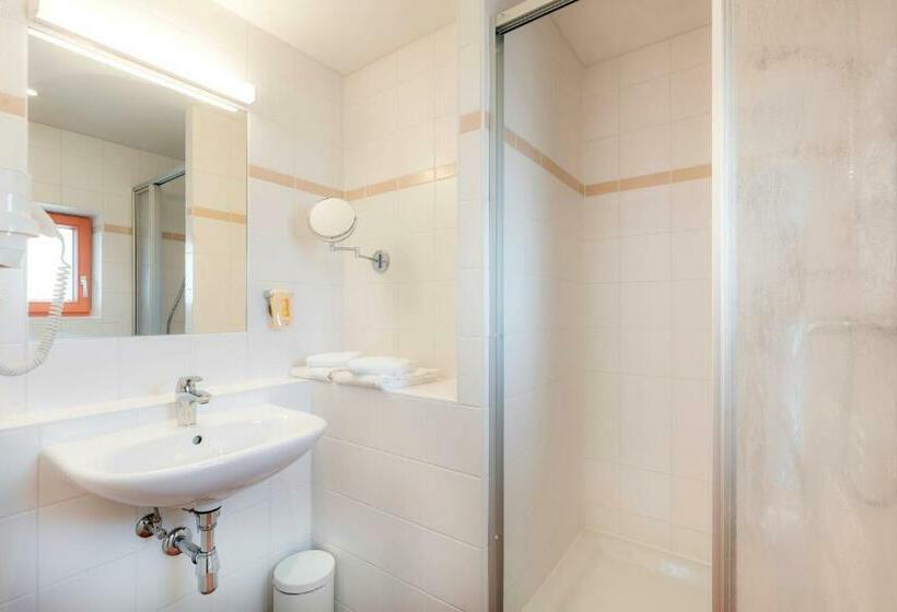 Четырехместный Номер Superior, Jufa Hotel Stubenbergsee