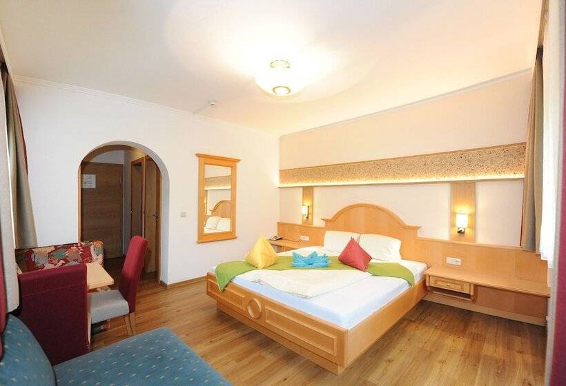 标准三人间, Ski In Ski Out Hotel Unterellmau