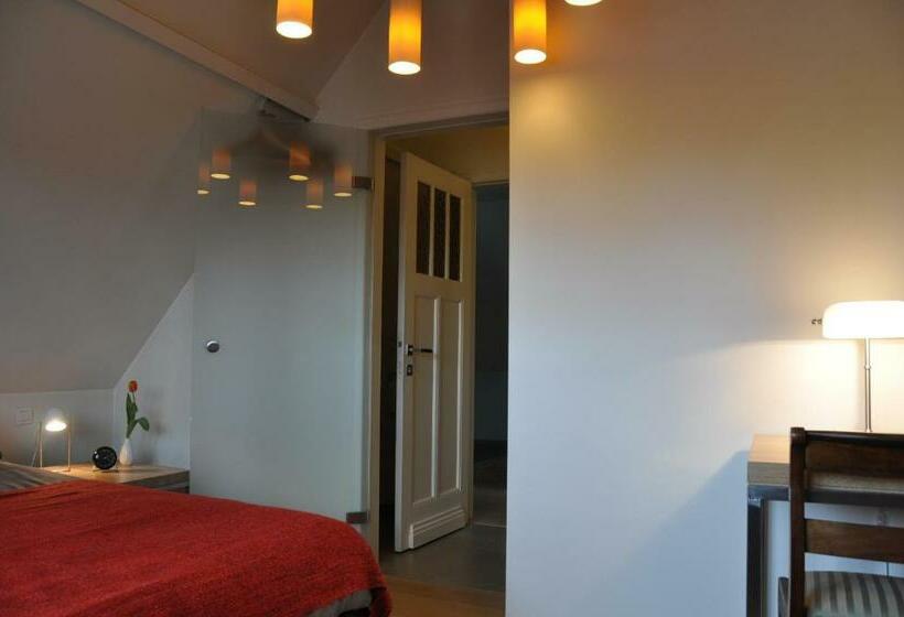 Номер Стандарт, B&b Het Tijdloze Uur