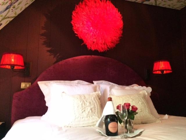 Полулюкс с Видом, Exclusive Suites The Secret Garden