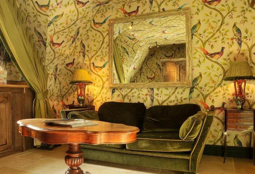 Полулюкс с Видом, Exclusive Suites The Secret Garden