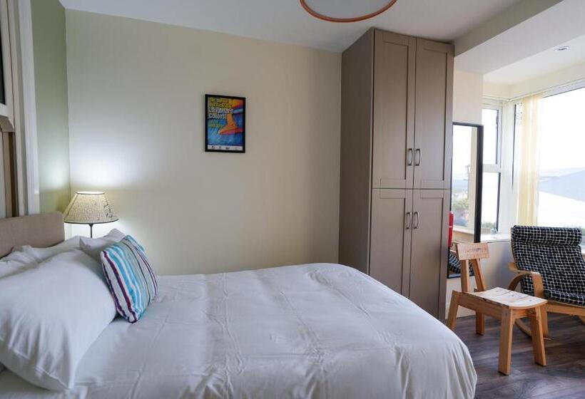 海の見えるスタンダードスタジオ, The Gaslight Inn Holiday Apartments & Licenced Restaurant Rossnowlagh
