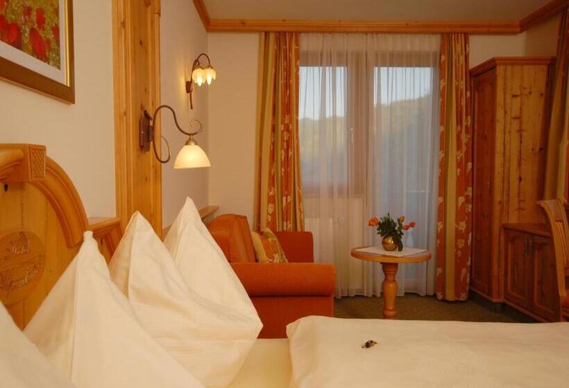 חדר סטנדרט לשלושה, Garni Alpenland