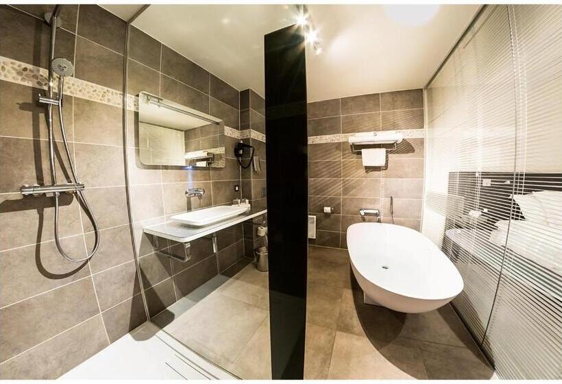 חדר דחוקס עם מיטת קינג, Abalona Hotel & Apartments